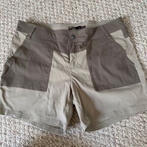 Prana women’s Sz 12 shorts